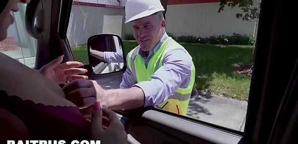  BAIT BUS - Construction Worker Dale Savage Gets Got By Jacob Peterson In A Van!